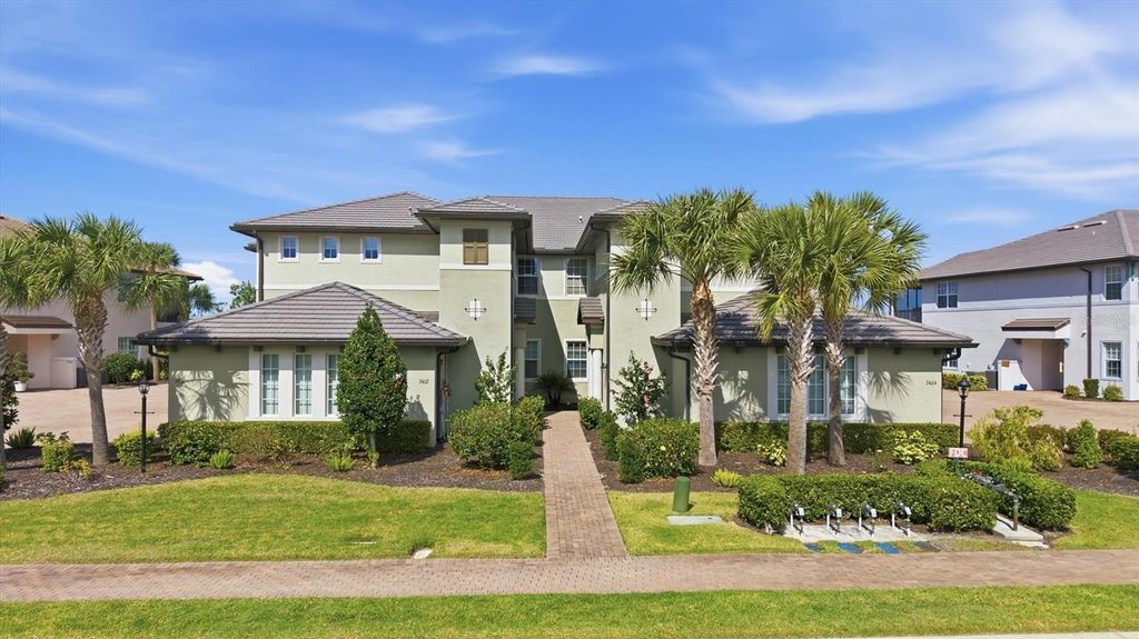 Image 84 of property listing at 7412 DIVOT LOOP 7412, Bradenton, FL 34202
