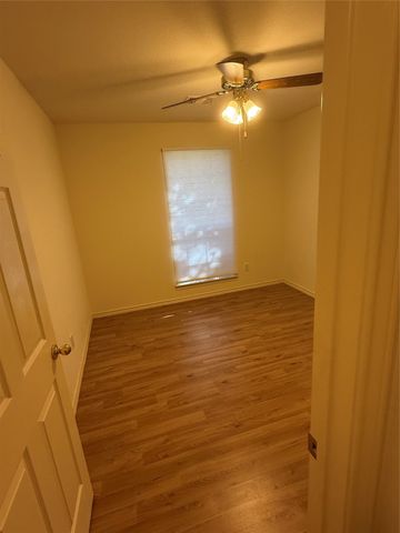 314 Bryant Lane, Cedar Hill, TX 75104