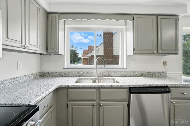 20 Clark Road, Reading, OH 45215