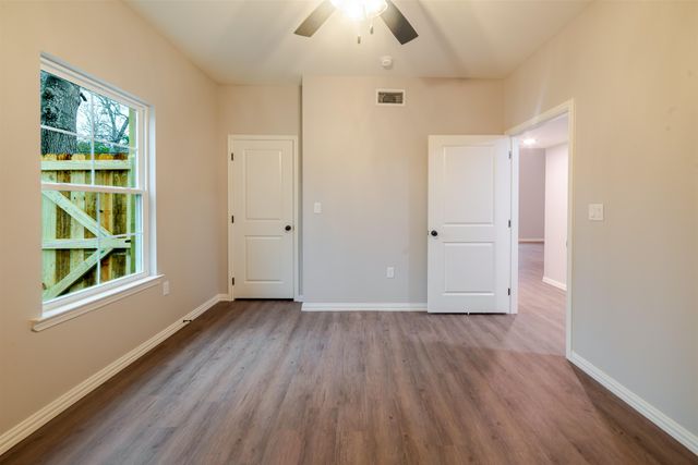 1007 N Rodeo St, Gladewater, TX 75647