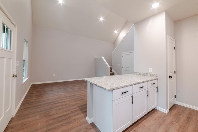 1007 N Rodeo St, Gladewater, TX 75647