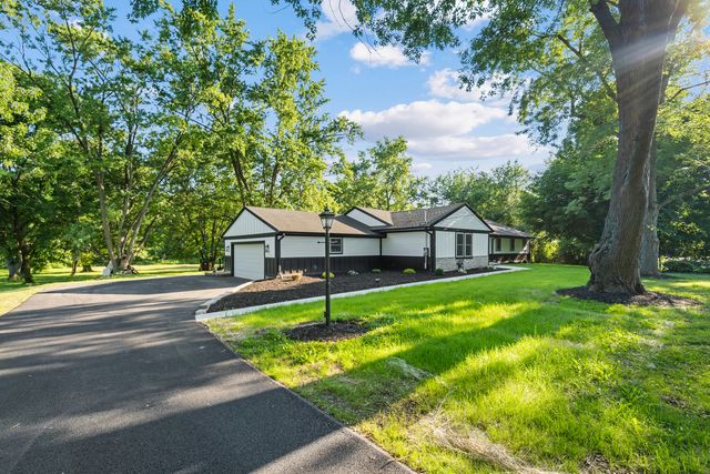 14463 W Hickory Avenue, Lemont, IL 60439