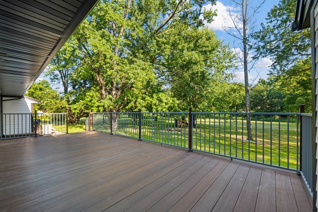 14463 W Hickory Avenue, Lemont, IL 60439