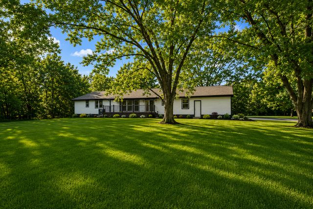 14463 W Hickory Avenue, Lemont, IL 60439