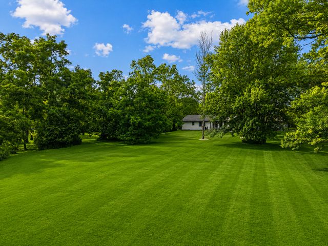 14463 W Hickory Avenue, Lemont, IL 60439