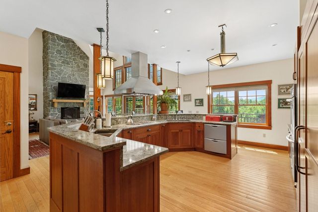 73 Laber Road, Bridgewater, VT 05035