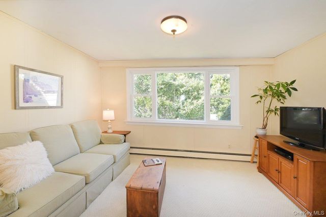 146 Kildare Road, Garden City, NY 11530