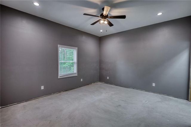2133 Braswell Lane, Loganville, GA 30052