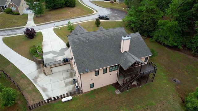 2133 Braswell Lane, Loganville, GA 30052