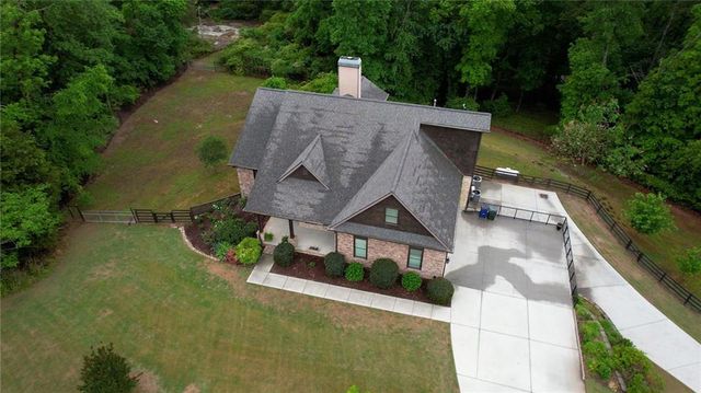 2133 Braswell Lane, Loganville, GA 30052