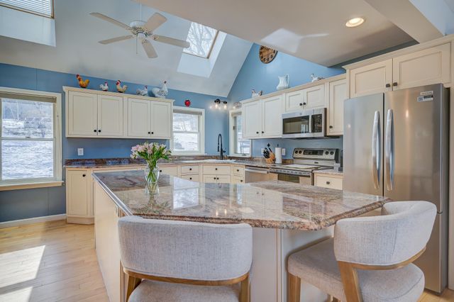 12 McCormack Lane, Eaton, NH 03832