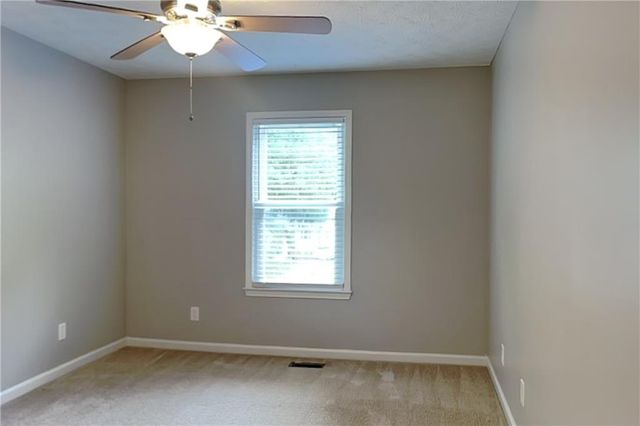 600 Glendale Forest Drive, Woodstock, GA 30189