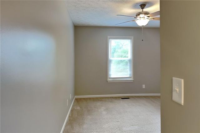 600 Glendale Forest Drive, Woodstock, GA 30189