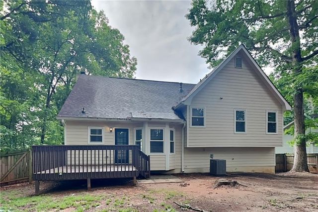 600 Glendale Forest Drive, Woodstock, GA 30189