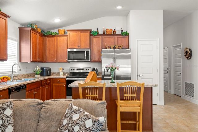 16114 VINE CLIFF AVENUE, Hudson, FL 34667