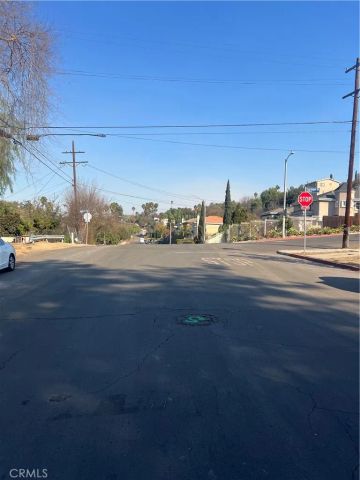 3753 Harriman, Los Angeles, CA 90032