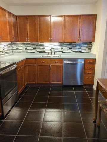 2 School 311, Lincoln, RI 02802