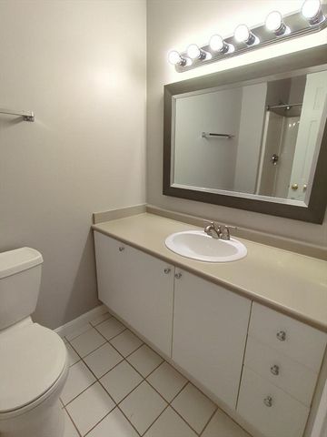 2 School 311, Lincoln, RI 02802