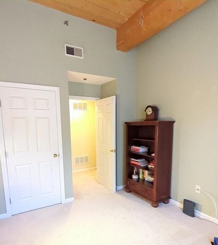 2 School 311, Lincoln, RI 02802