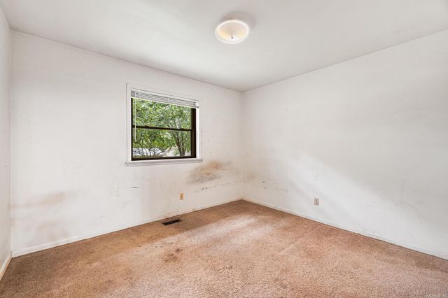 302 Longfield Avenue, Sherwood, AR 72120