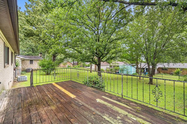302 Longfield Avenue, Sherwood, AR 72120