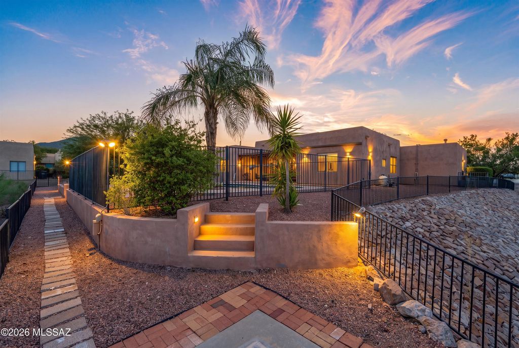 Image 1 of property listing at 2967 W Encelia Court, Tucson, AZ 85745