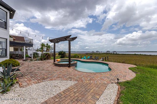 4344 BOAT CLUB Drive, Jacksonville, FL 32277
