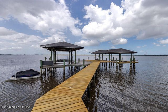 4344 BOAT CLUB Drive, Jacksonville, FL 32277