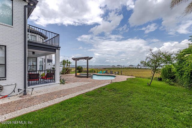 4344 BOAT CLUB Drive, Jacksonville, FL 32277