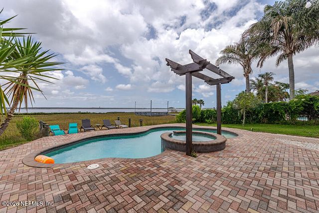 4344 BOAT CLUB Drive, Jacksonville, FL 32277