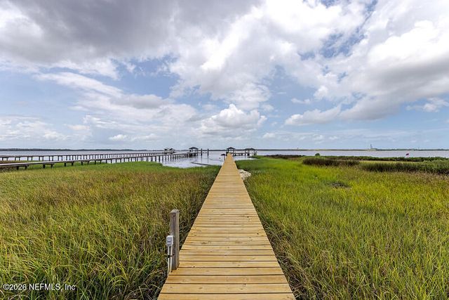 4344 BOAT CLUB Drive, Jacksonville, FL 32277