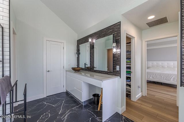 4344 BOAT CLUB Drive, Jacksonville, FL 32277