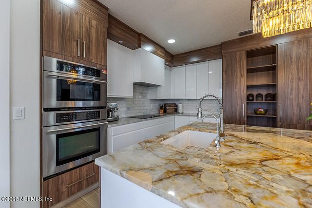 4344 BOAT CLUB Drive, Jacksonville, FL 32277
