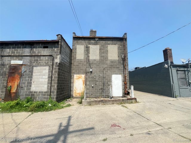 21603 Grand River Avenue, Detroit, MI 48219