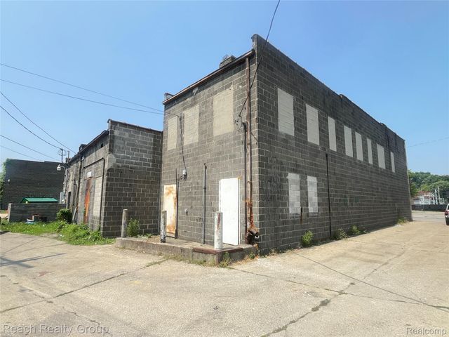 21603 Grand River Avenue, Detroit, MI 48219