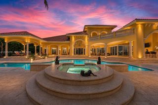 9245 SW 93rd Ave, Miami, FL 33176