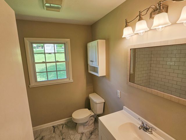 651 Lynnwood Ave, Lewisburg, TN 37091