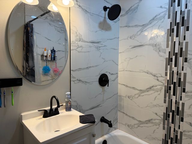 18757 Baker Avenue, Country Club Hills, IL 60478