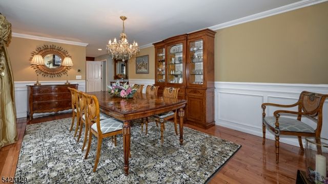 23 Erli St, Wayne Twp., NJ 07470