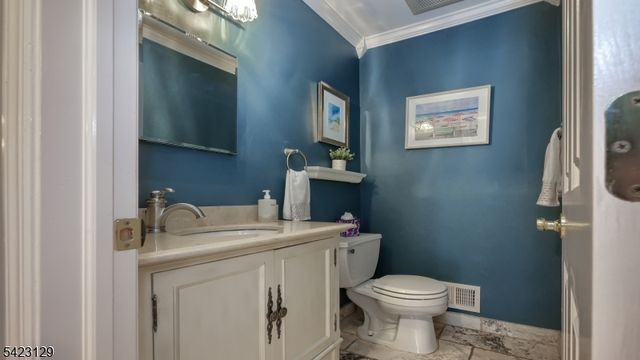 23 Erli St, Wayne Twp., NJ 07470