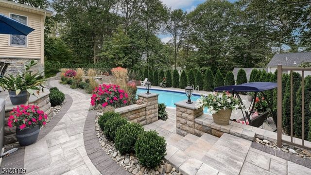 23 Erli St, Wayne Twp., NJ 07470