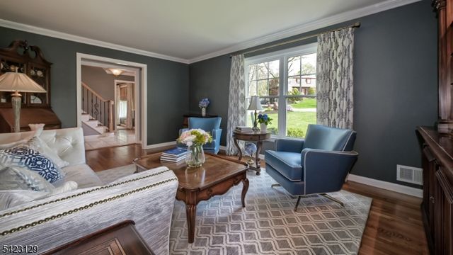 23 Erli St, Wayne Twp., NJ 07470