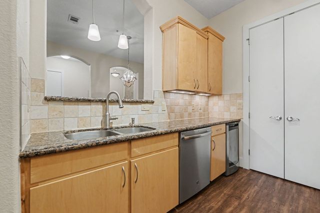 2600 Hillsboro Pike Apt 217, Nashville, TN 37212