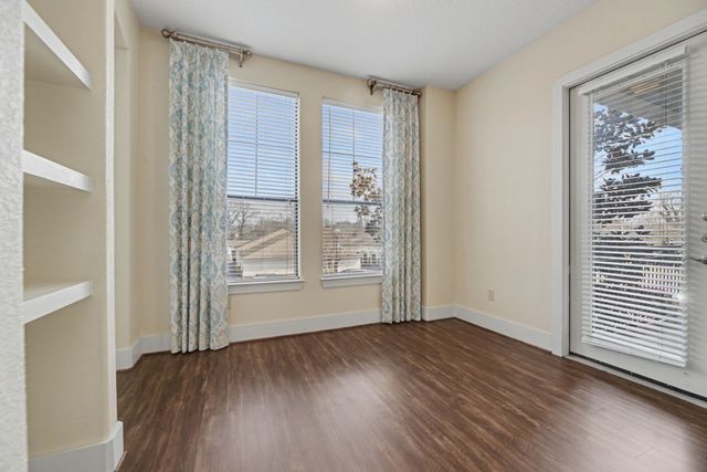 2600 Hillsboro Pike Apt 217, Nashville, TN 37212