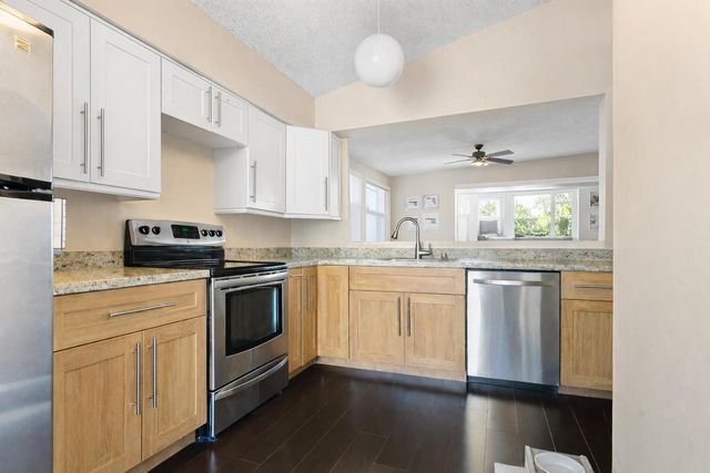 5359 Buckhead Circle 2031, Boca Raton, FL 33486