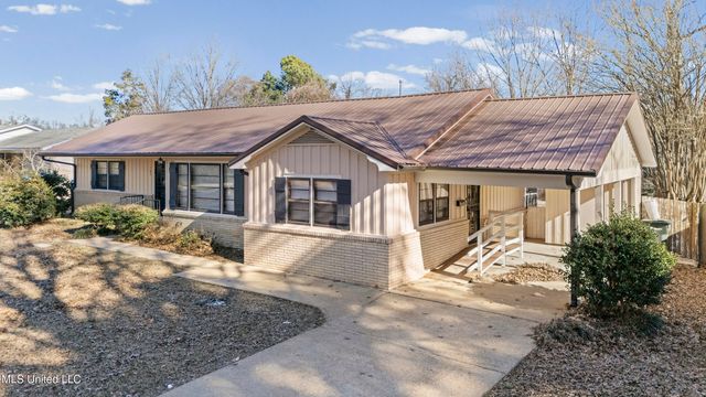 165 Marbury Drive, Holly Springs, MS 38635