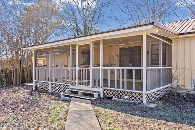165 Marbury Drive, Holly Springs, MS 38635