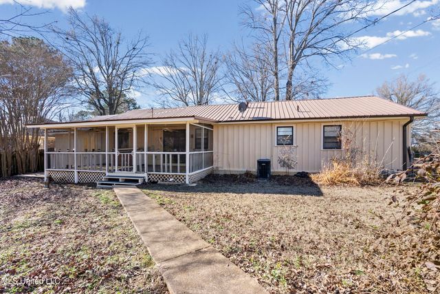 165 Marbury Drive, Holly Springs, MS 38635