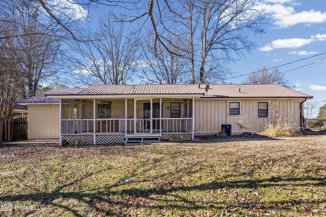 165 Marbury Drive, Holly Springs, MS 38635