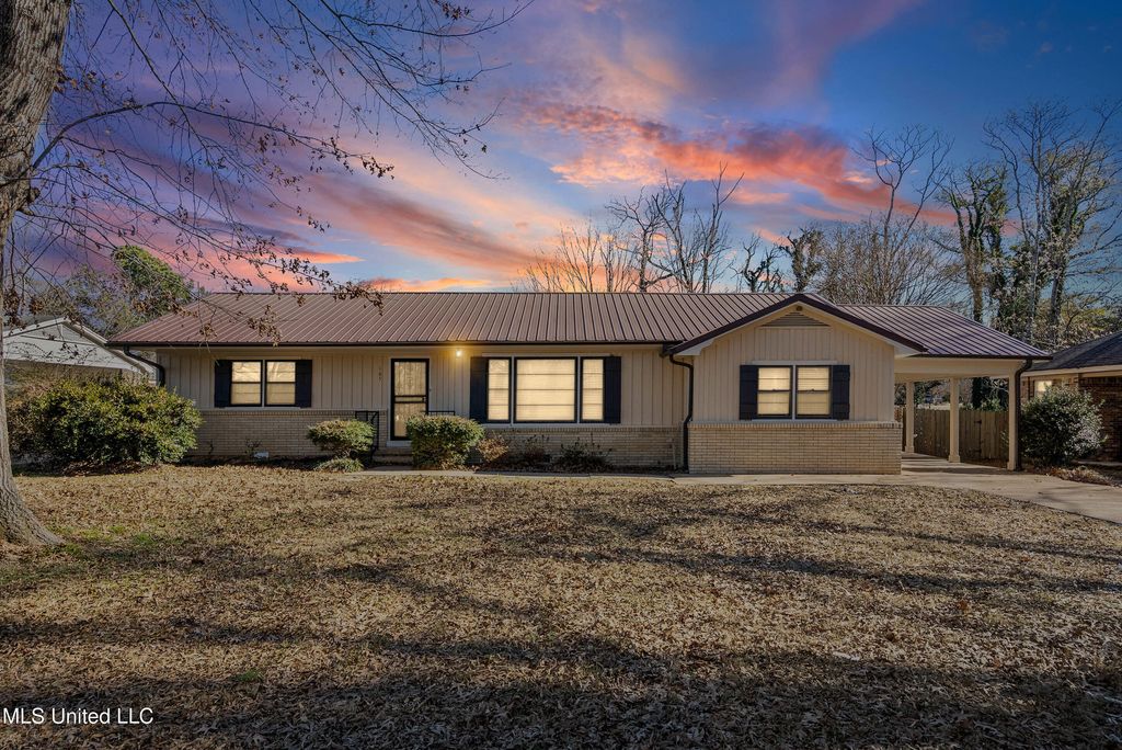 165 Marbury Drive, Holly Springs, MS 38635